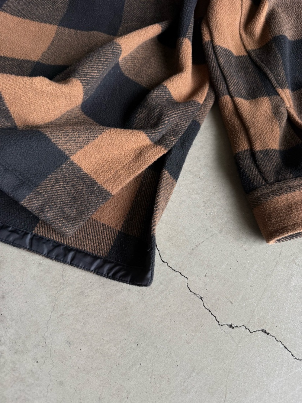 H&M / Oversized Buffalo Plaid Shacket Jacket / Brown Black - Picture 13 of 16